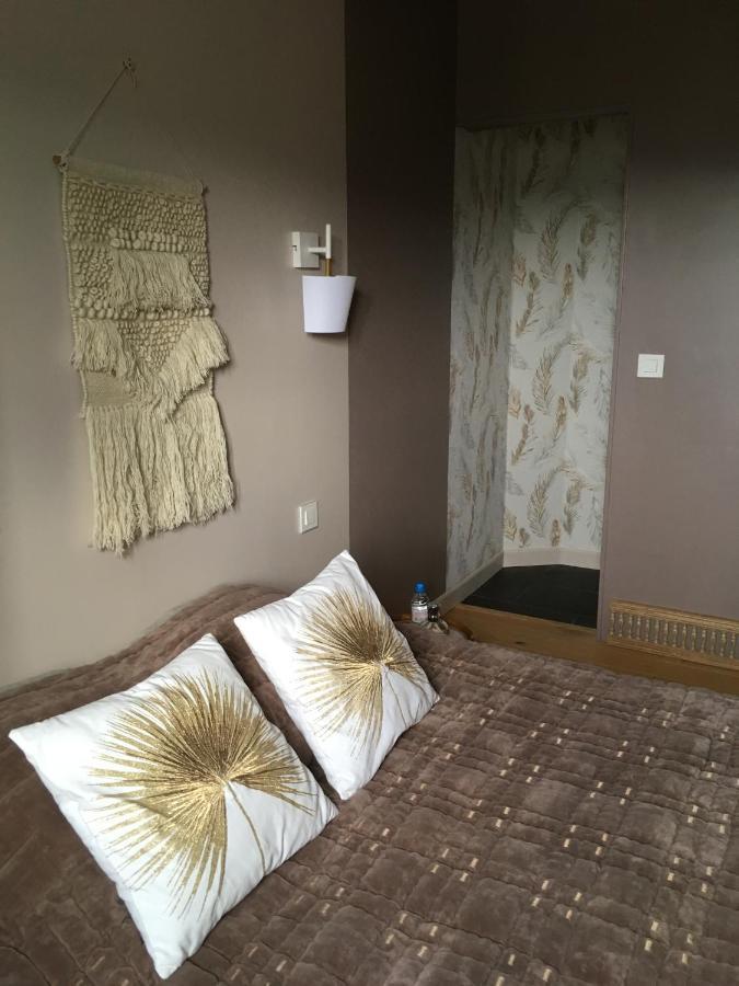 B&B Les Hauts D'奥尔南 外观 照片